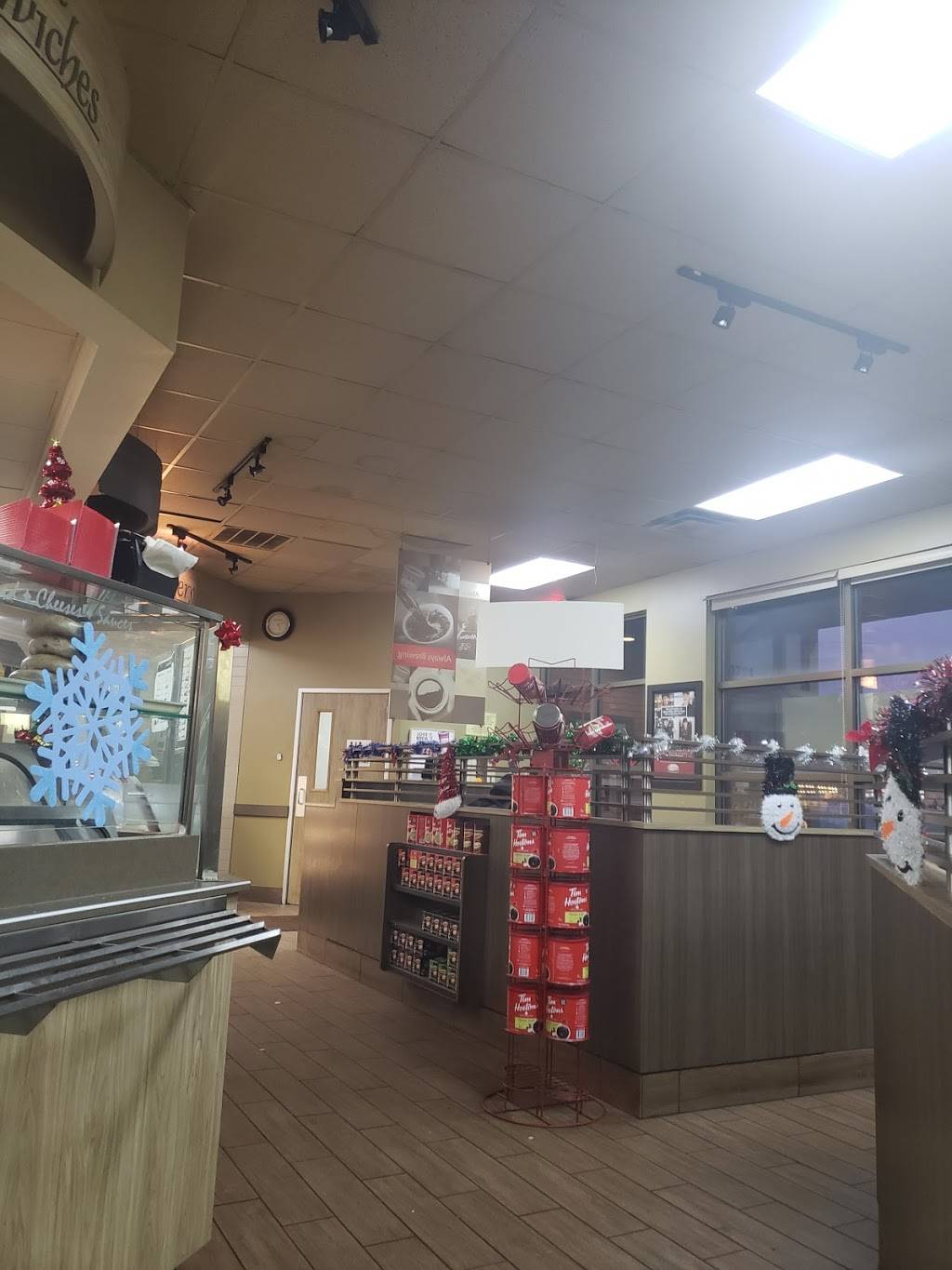 Tim Hortons | restaurant | 30721 Gratiot Ave, Roseville, MI 48066, USA | 5862850273 OR +1 586-285-0273