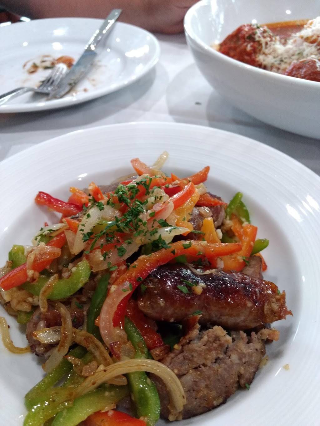 Strumolos | restaurant | 310 S Oak St Ste108, Roanoke, TX 76262, USA | 6822377911 OR +1 682-237-7911