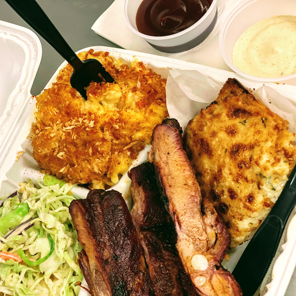 SmoQued Kitchen | restaurant | 90 Charter Oak Ave, San Francisco, CA 94124, USA | 6282080163 OR +1 628-208-0163