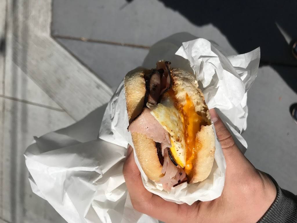 Lunchpad | restaurant | 581 Hayes St, San Francisco, CA 94102, USA | 4155226647 OR +1 415-522-6647