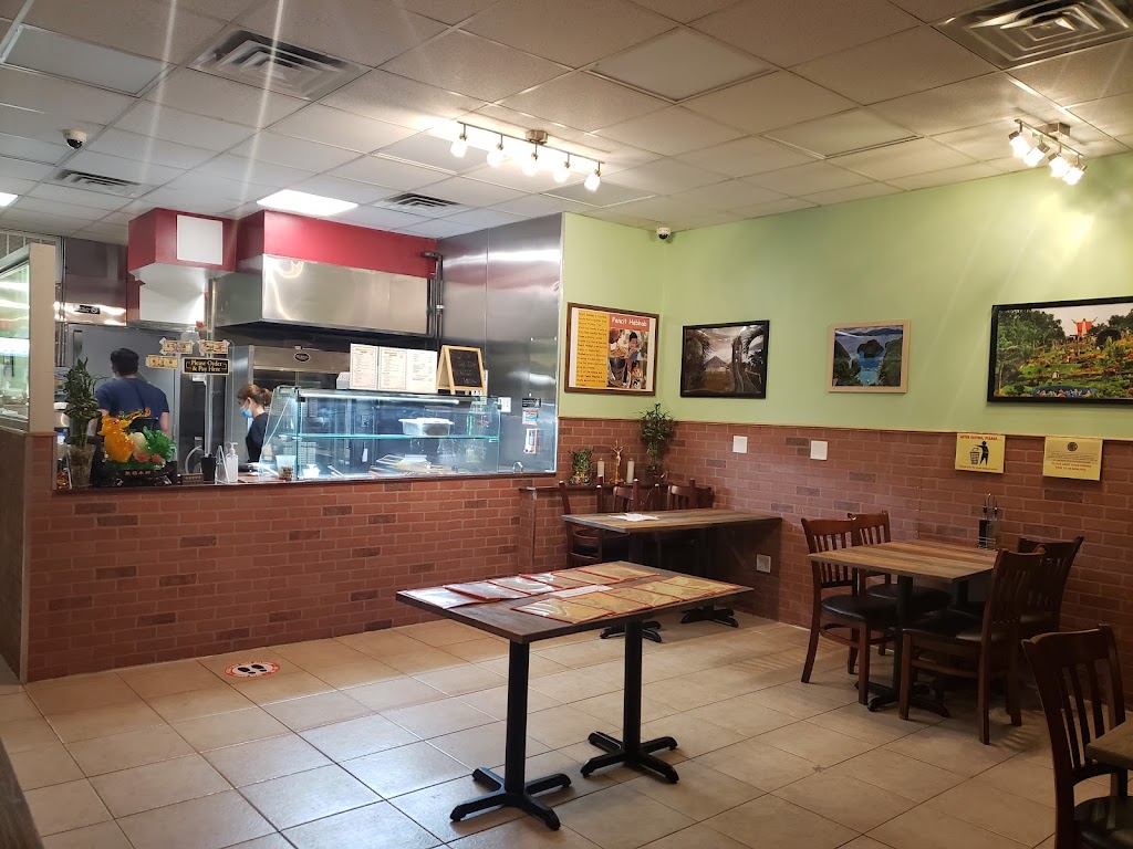 Kuyas Lechon | restaurant | 84-60 Grand Ave, Queens, NY 11373, USA | 7184409017 OR +1 718-440-9017