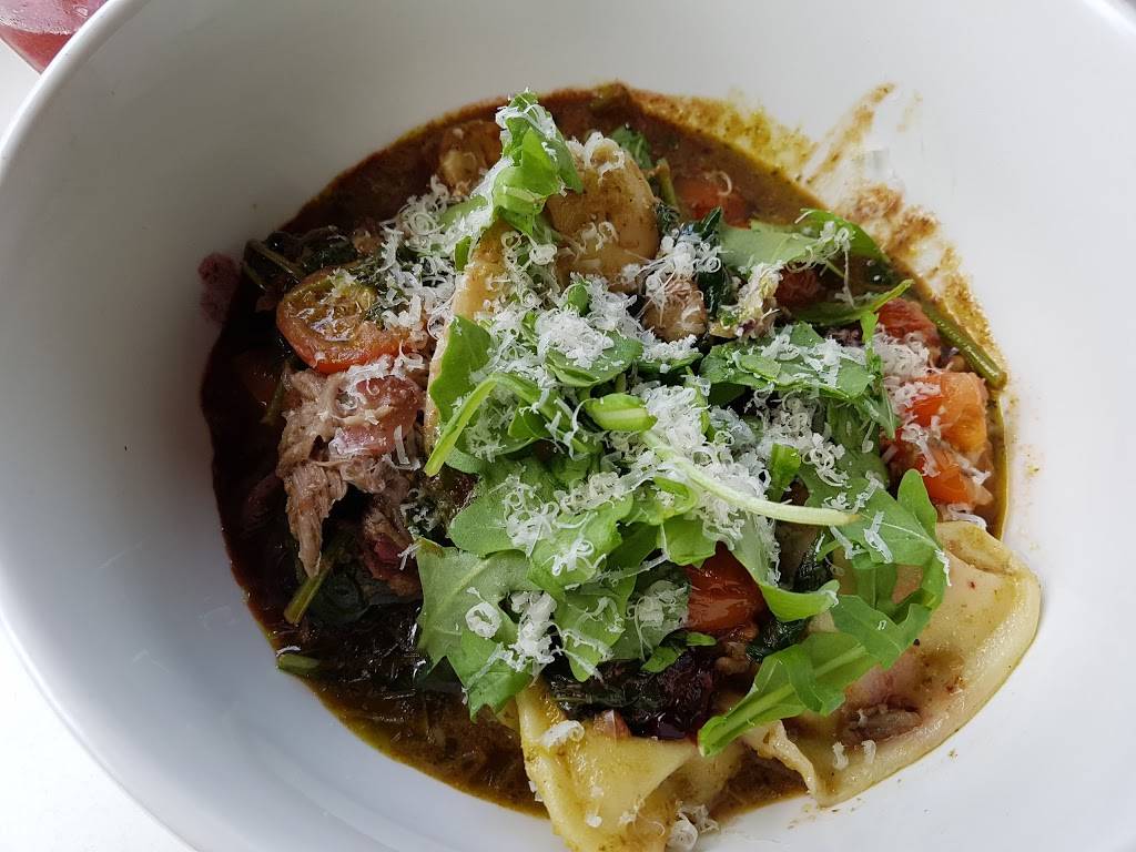 Bistro Orange & pamplemousse | restaurant | 120 Rue Principale, Saint-Sauveur, QC J0R 1R6, Canada | 4502274330 OR +1 450-227-4330