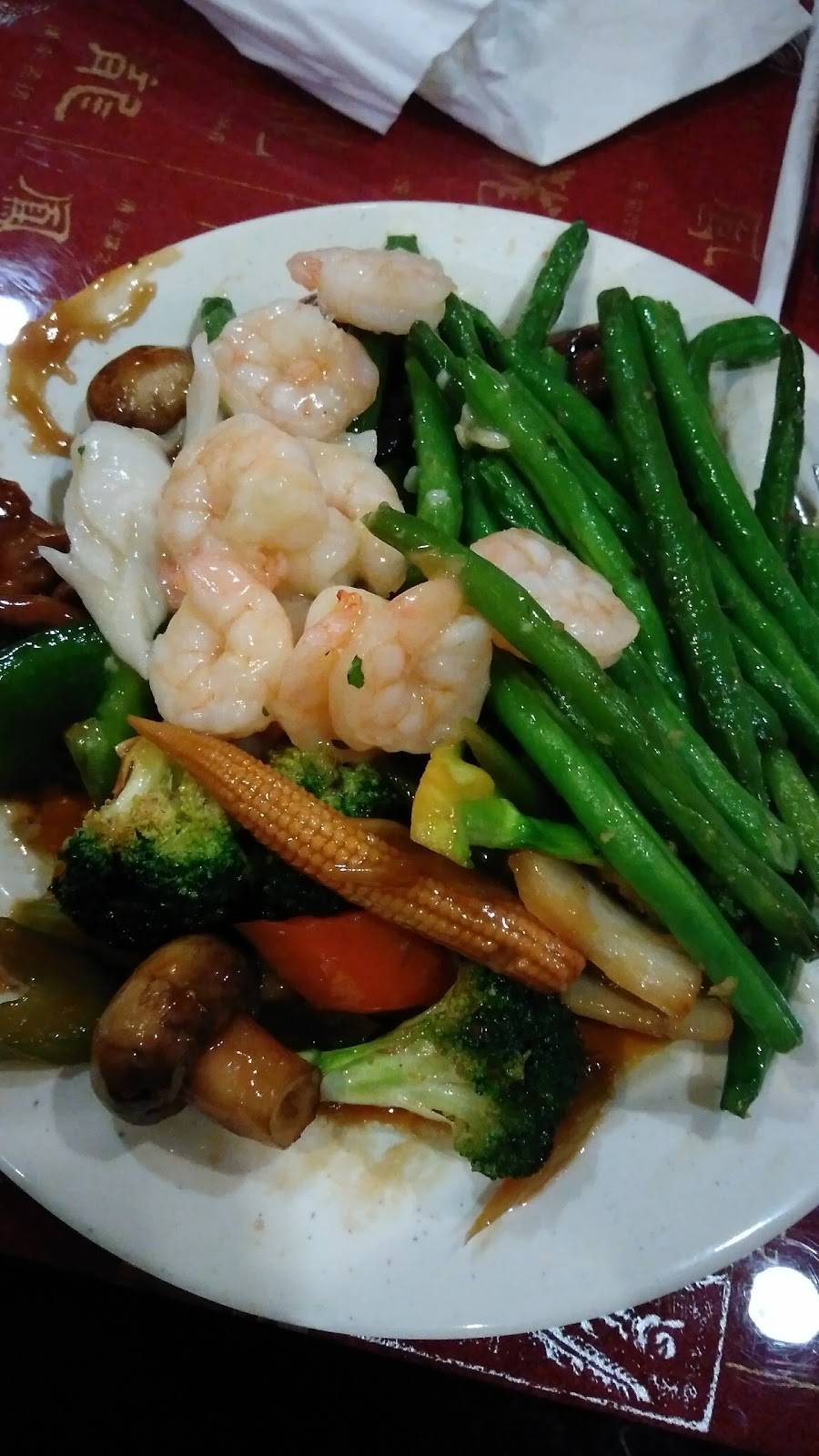 Sakura Buffet | restaurant | 2469 W US Hwy 90 #148, Lake City, FL 32055, USA | 3864875628 OR +1 386-487-5628