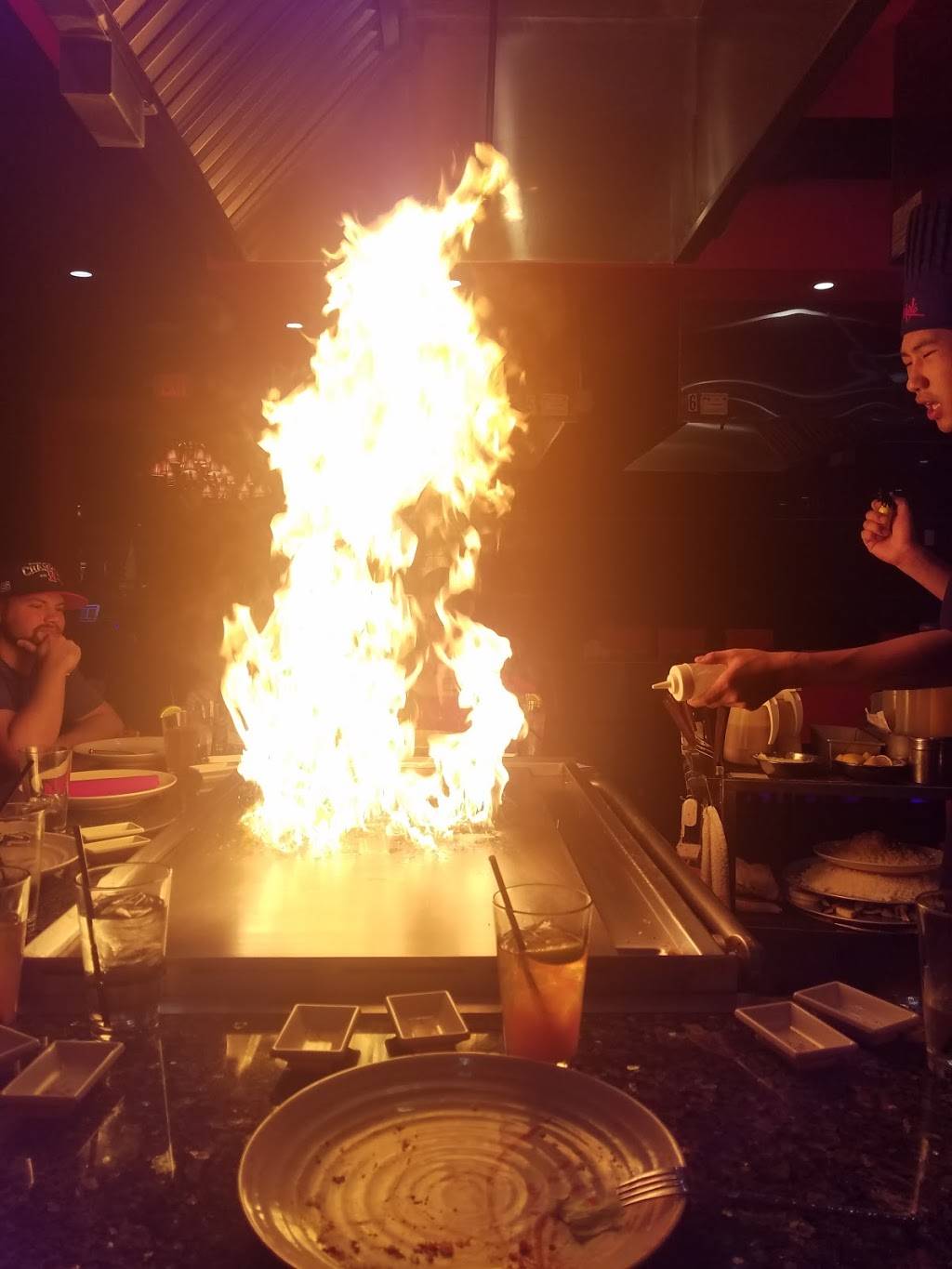 MOKO Japanese Steakhouse | restaurant | 2060 Woodbury Ave, Newington, NH 03801, USA | 6033747000 OR +1 603-374-7000