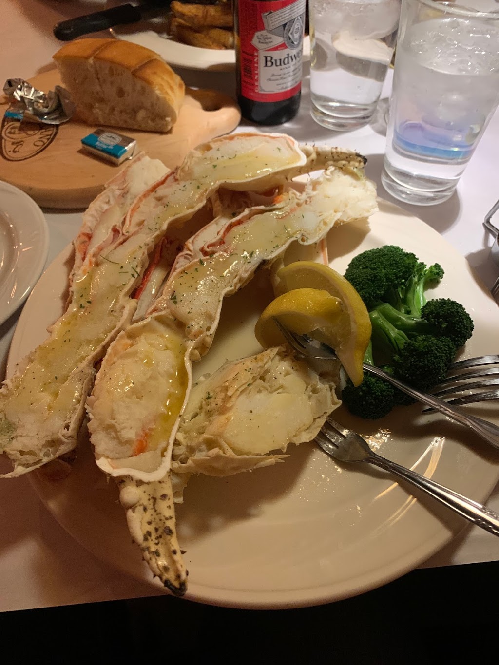 Ernies Steakhouse | restaurant | 9141 Wicker Ave, St John, IN 46373, USA | 2195580509 OR +1 219-558-0509