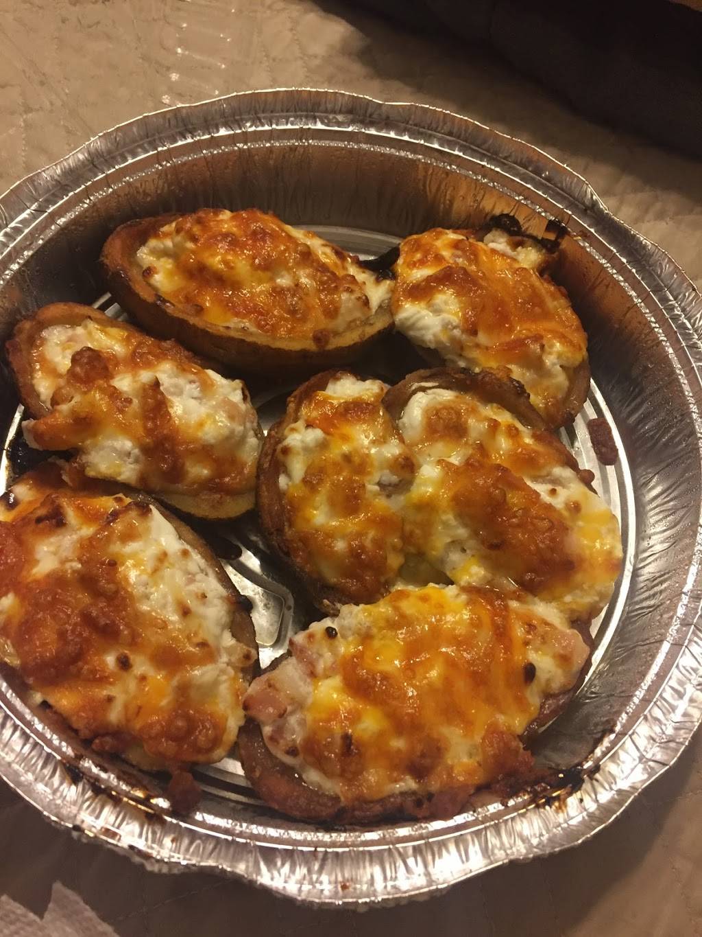 Runway Pizzeria | restaurant | 17700 Robert Nicoletti Way, Beale AFB, CA 95903, USA | 5303298520 OR +1 530-329-8520