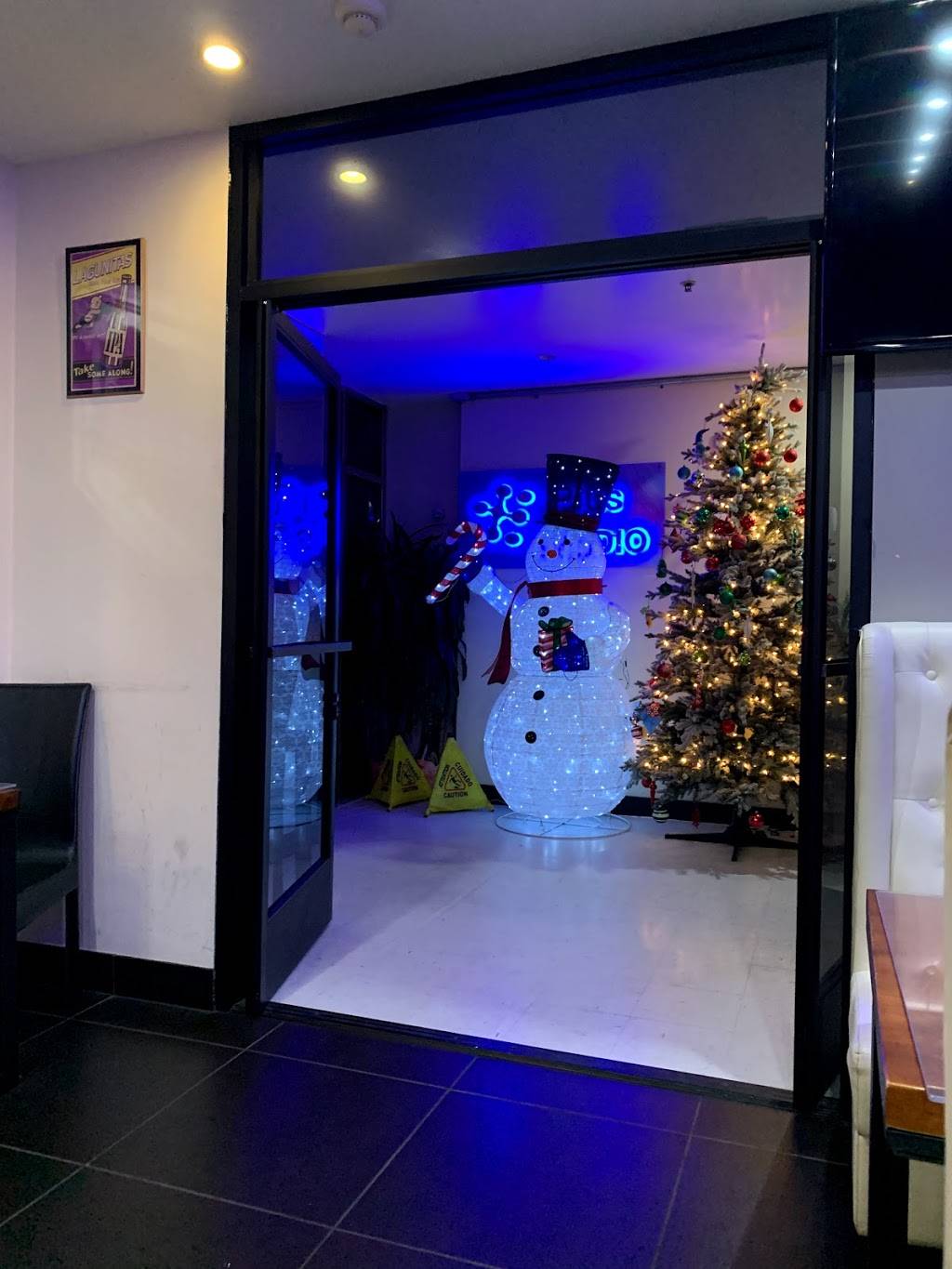 E Plus Restaurant | restaurant | 490 #A, S Airport Blvd, South San Francisco, CA 94080, USA | 4158232893 OR +1 415-823-2893