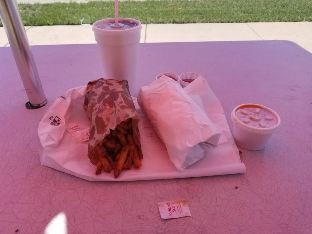 Steves Gyros | restaurant | 916 E Roosevelt Rd, Lombard, IL 60148, USA | 6306290745 OR +1 630-629-0745