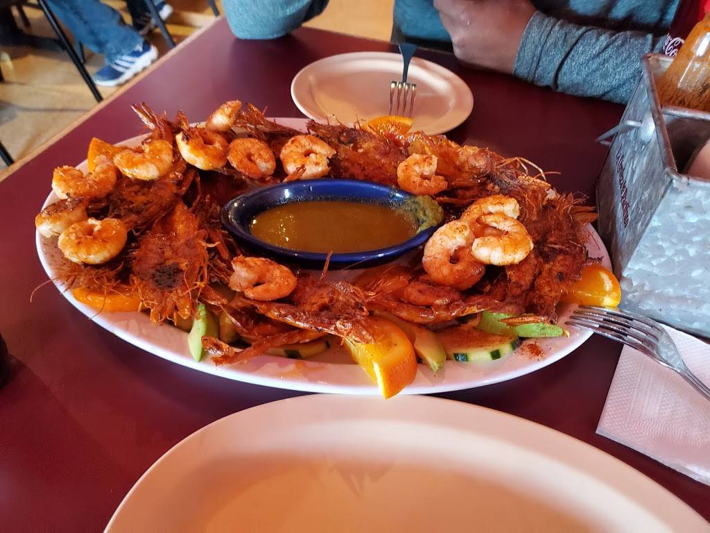 La Perla Del Mar | restaurant | 3850 Pacific Ave, Tacoma, WA 98418, USA | 2533808489 OR +1 253-380-8489