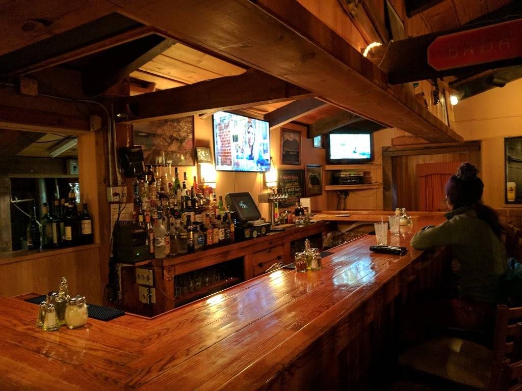 Peppinos | restaurant | 747 Killington Rd, Killington, VT 05751, USA | 8024223293 OR +1 802-422-3293