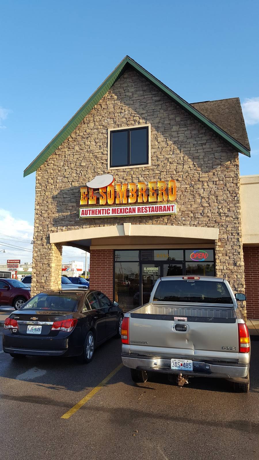 El Sombrero Mexican Restaurant | restaurant | 1801 W Elm St, Lebanon, MO 65536, USA | 4175880279 OR +1 417-588-0279