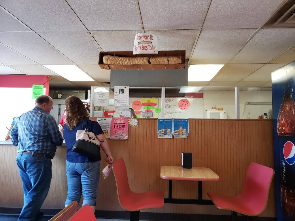 Hotrods Sub Shop | meal takeaway | 2748, 2923 E State St, Hermitage, PA 16148, USA | 7243466420 OR +1 724-346-6420
