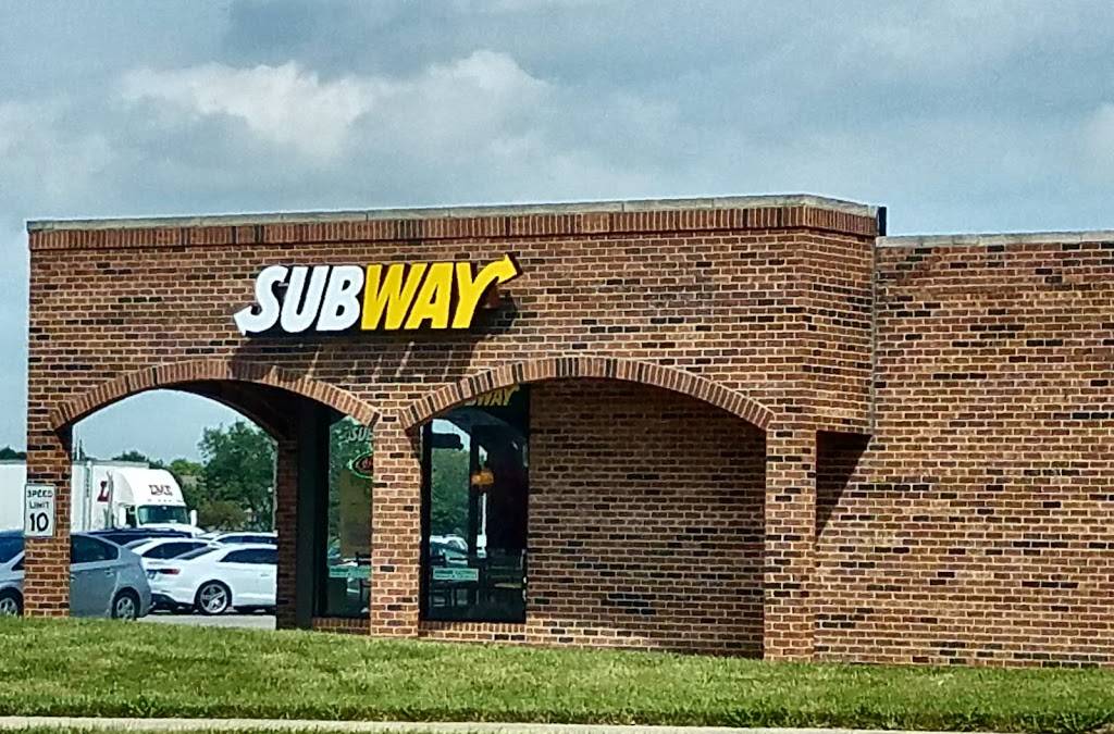 Subway Restaurants | restaurant | 931 W 75th St Unit 103 Hobson Plaza Shopping Ctr, Naperville, IL 60540, USA | 6309830755 OR +1 630-983-0755