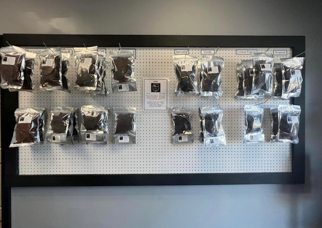 Medinas Tri Tip Company | restaurant | 320 N Bloomington St, Lowell, AR 72745, USA | 4792568863 OR +1 479-256-8863