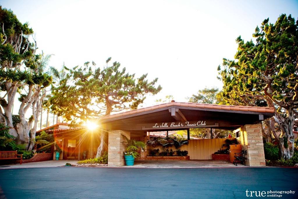 La Jolla Beach & Tennis Club | restaurant | 2000 Spindrift Dr, La Jolla, CA 92037, USA | 8584547126 OR +1 858-454-7126