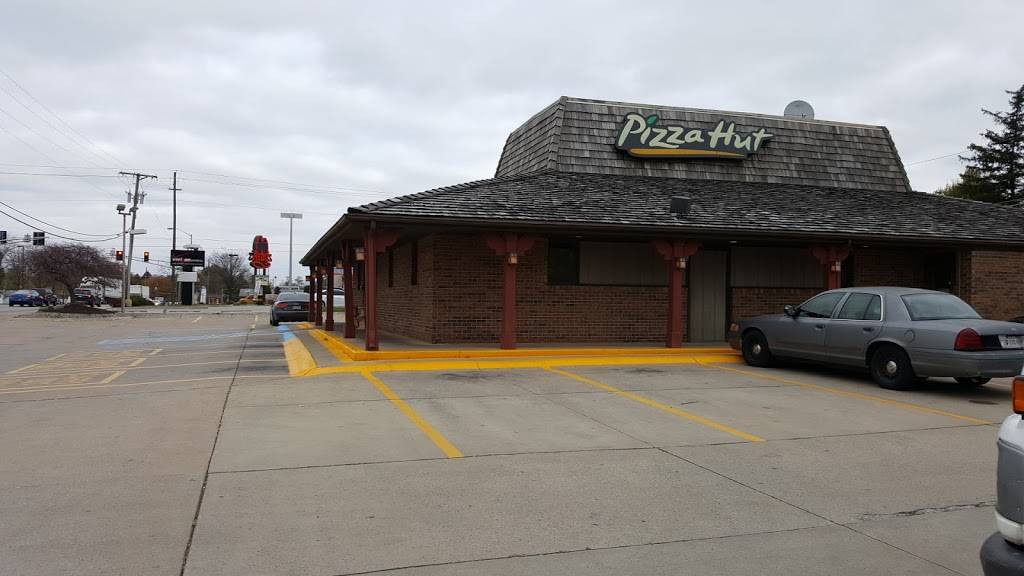 Pizza Hut | restaurant | 6809 Bluffton Rd, Fort Wayne, IN 46809, USA | 2607477117 OR +1 260-747-7117