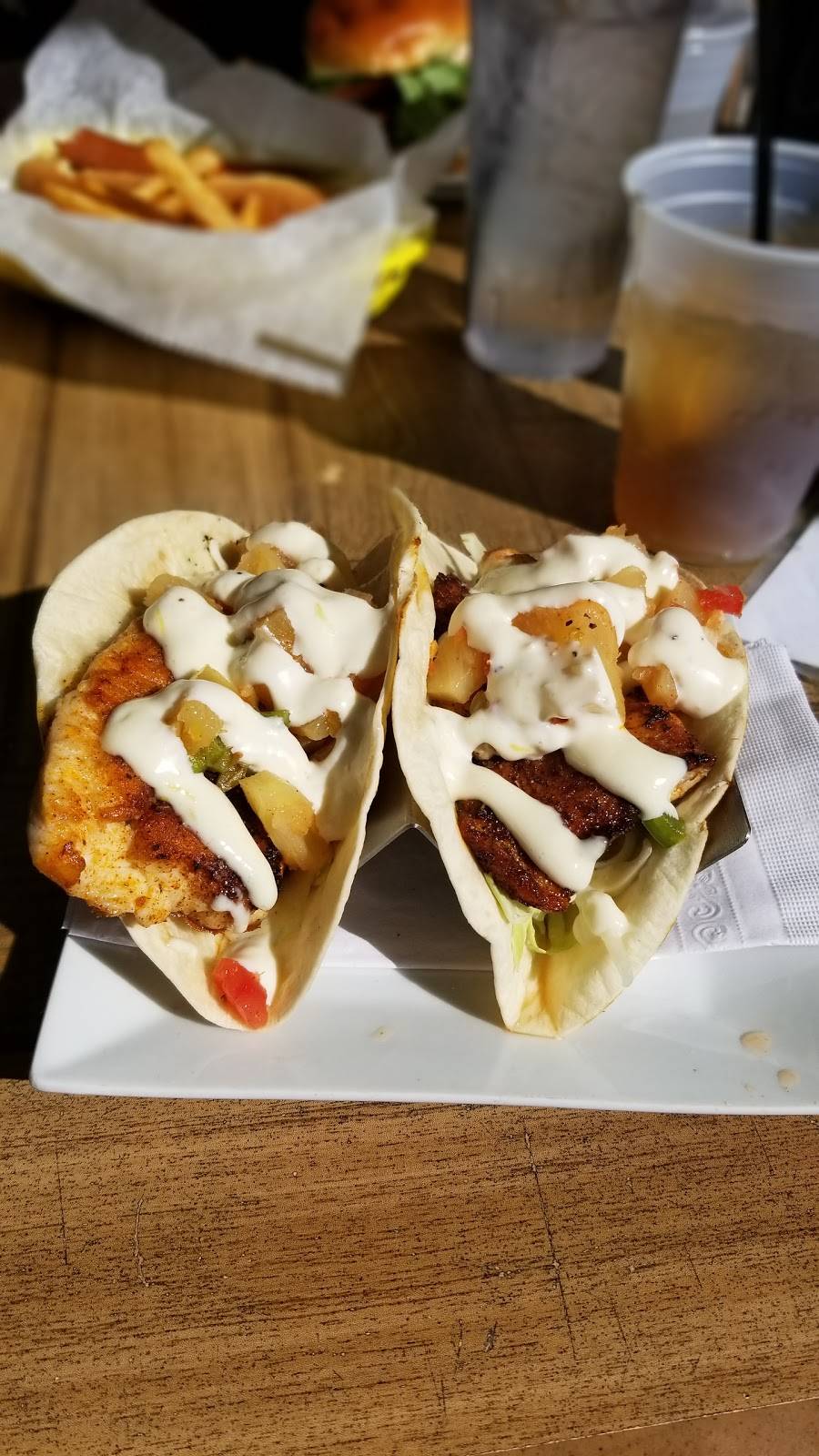 Loggerheads Beach Grill | restaurant | 123 W Ashley Ave, Folly Beach, SC 29439, USA | 8435882365 OR +1 843-588-2365