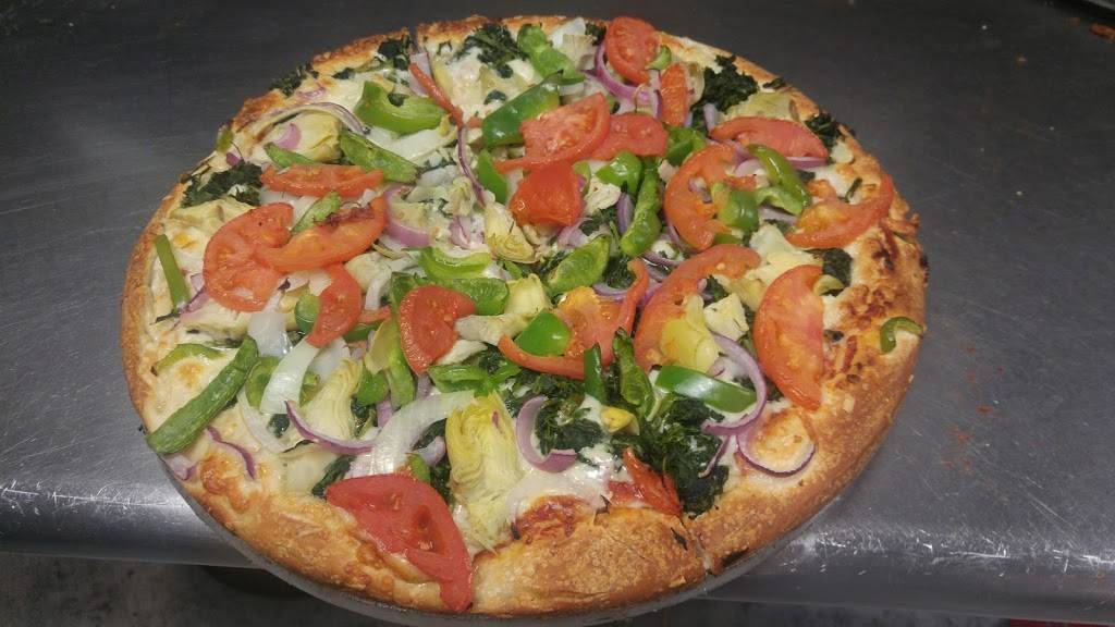 Bells Greek Pizza | restaurant | 304 W Broomfield St, Mt Pleasant, MI 48858, USA | 9893178668 OR +1 989-317-8668