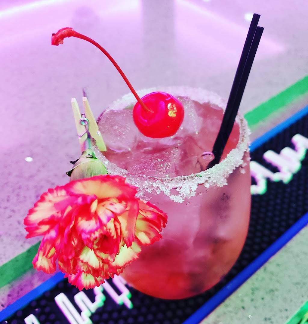 Doucè Restaurant and Lounge | restaurant | 2640 S State Rd 7, Miramar, FL 33023, USA | 9543675720 OR +1 954-367-5720