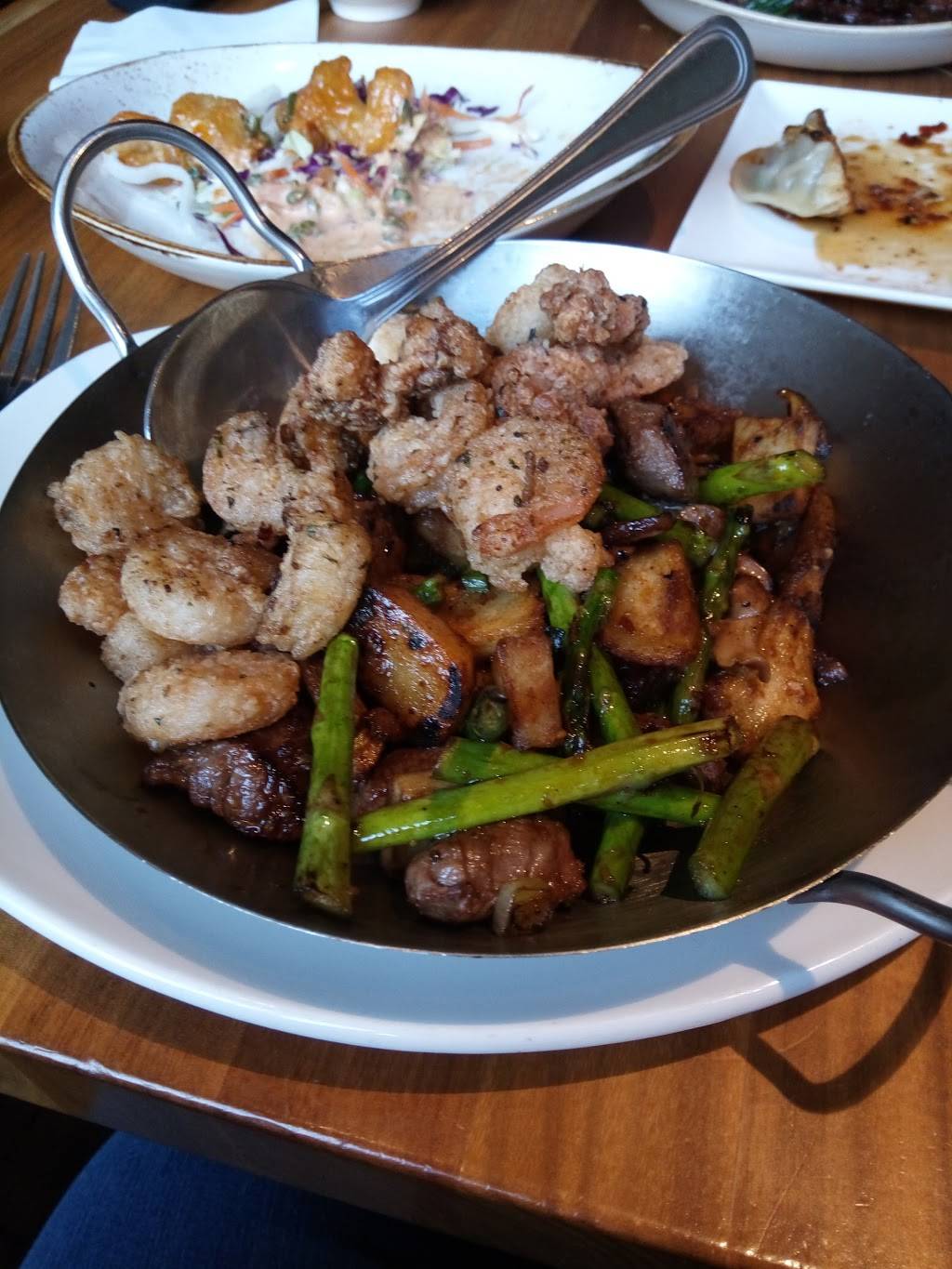 P.F. Changs | restaurant | 901 N Glebe Rd, Arlington, VA 22203, USA | 7035270955 OR +1 703-527-0955
