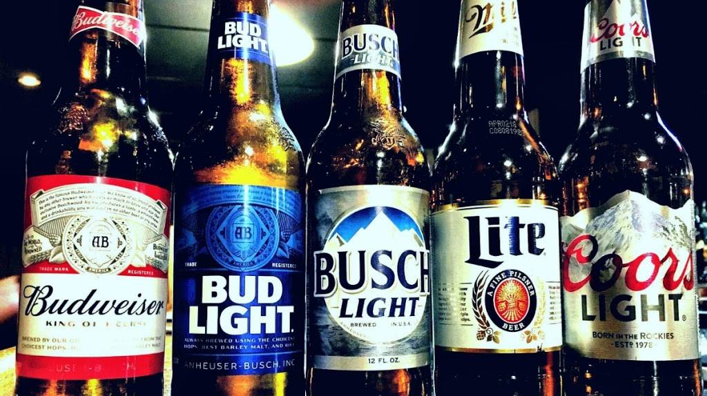 Hilliards Corner Lounge | restaurant | 3508 18th St, Wayland, MI 49348, USA | 2697933130 OR +1 269-793-3130