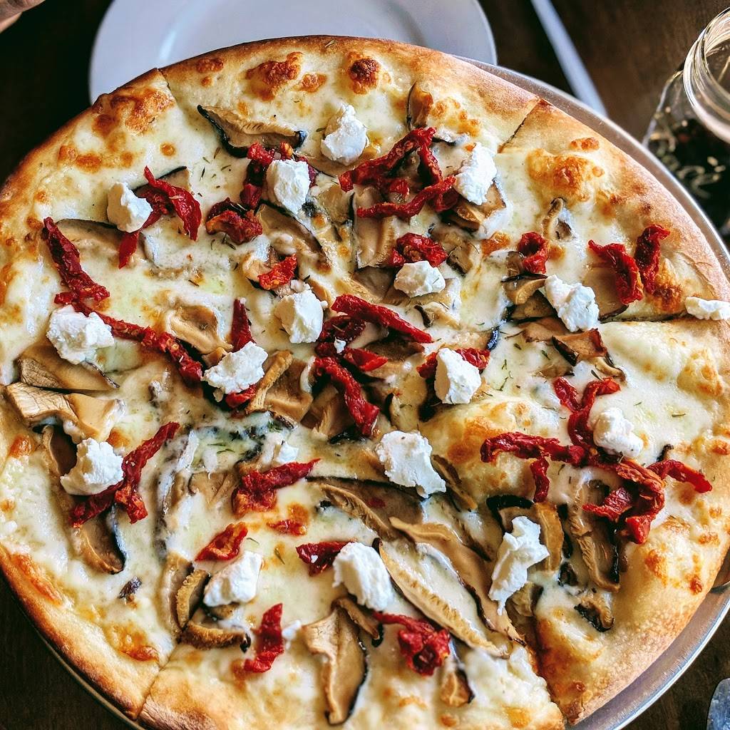 Baiano Pizzeria - Sunset | restaurant | 1330 9th Ave, San Francisco, CA 94122, USA | 4156653777 OR +1 415-665-3777