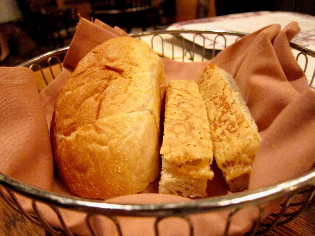 Gullivers Prime Rib | restaurant | 18482 MacArthur Blvd, Irvine, CA 92612, USA | 9498338411 OR +1 949-833-8411