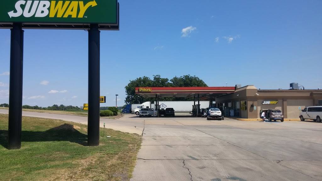 Pilot Travel Center | restaurant | 917 E Elm St, Marston, MO 63866, USA | 5736432320 OR +1 573-643-2320