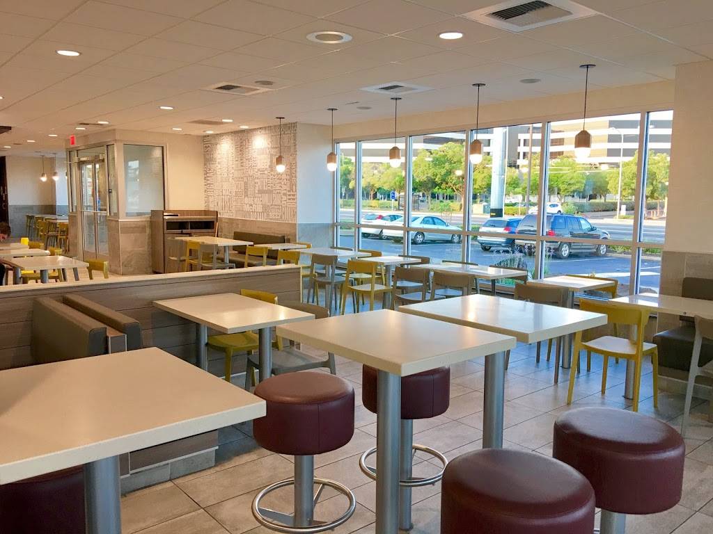 McDonalds | cafe | 1721 Howe Ave, Sacramento, CA 95825, USA | 9169222774 OR +1 916-922-2774