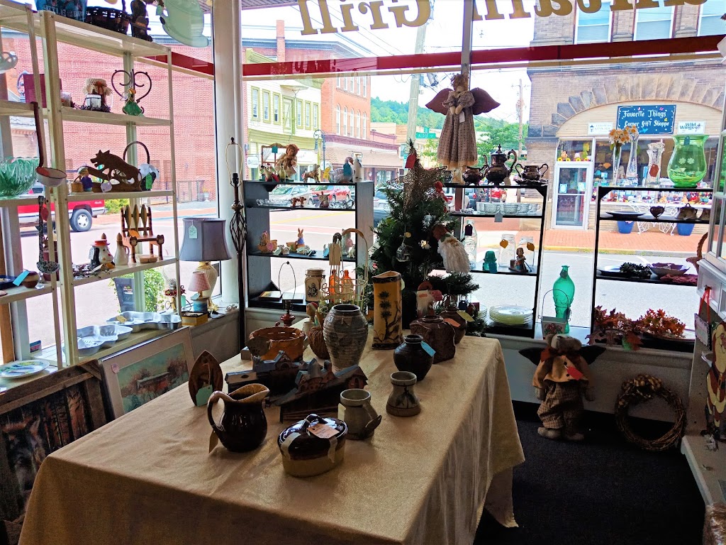 Englanders | restaurant | 205 E Alder St, Oakland, MD 21550, USA | 3015330000 OR +1 301-533-0000