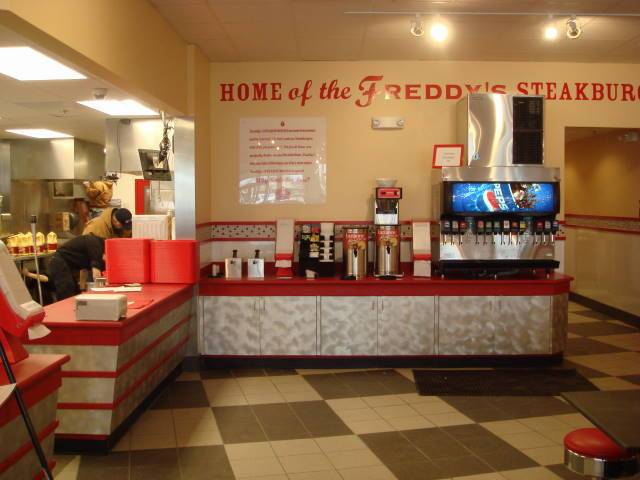 Freddys Frozen Custard & Steakburgers | restaurant | 7401 N May Ave, Oklahoma City, OK 73116, USA | 4058405544 OR +1 405-840-5544