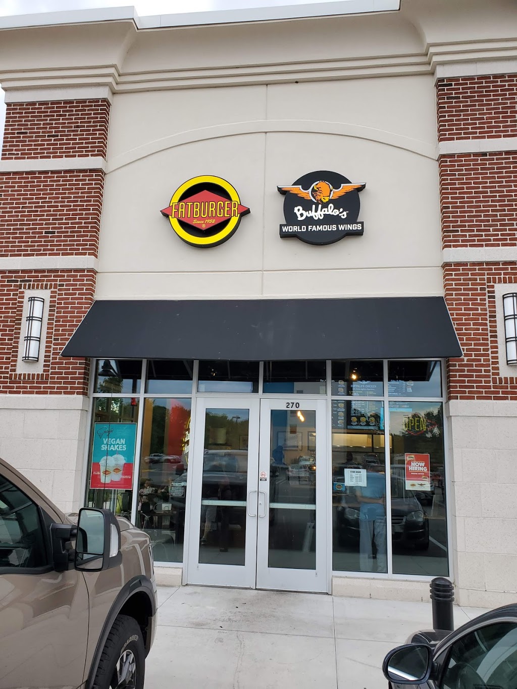 Fatburger & Buffalos Express | restaurant | 1551 Premium Outlets Blvd Suite 270, Norfolk, VA 23502, USA | 7579373020 OR +1 757-937-3020