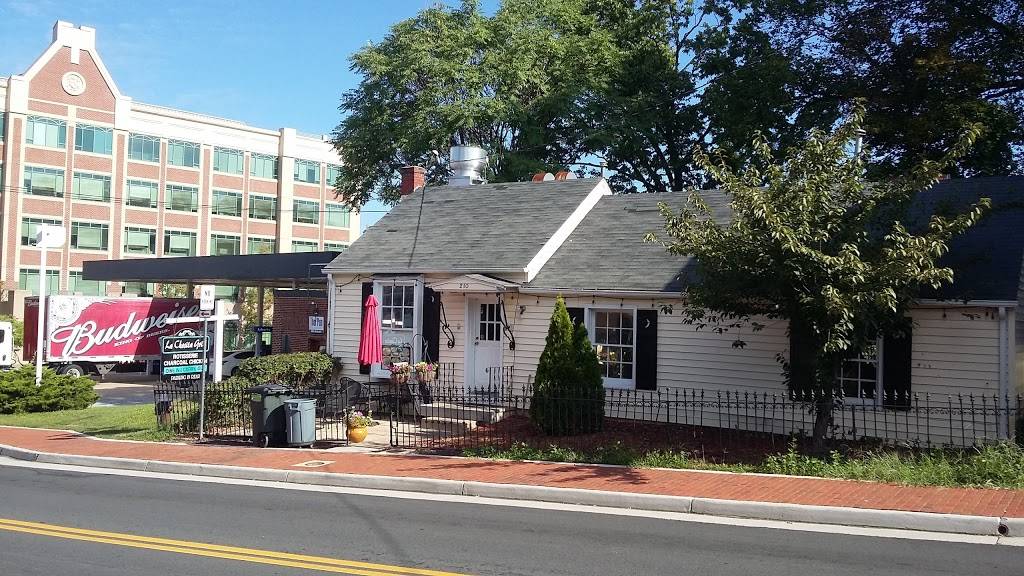 La Chocita Grill | restaurant | 210 Loudoun St SE, Leesburg, VA 20175, USA | 7034432319 OR +1 703-443-2319