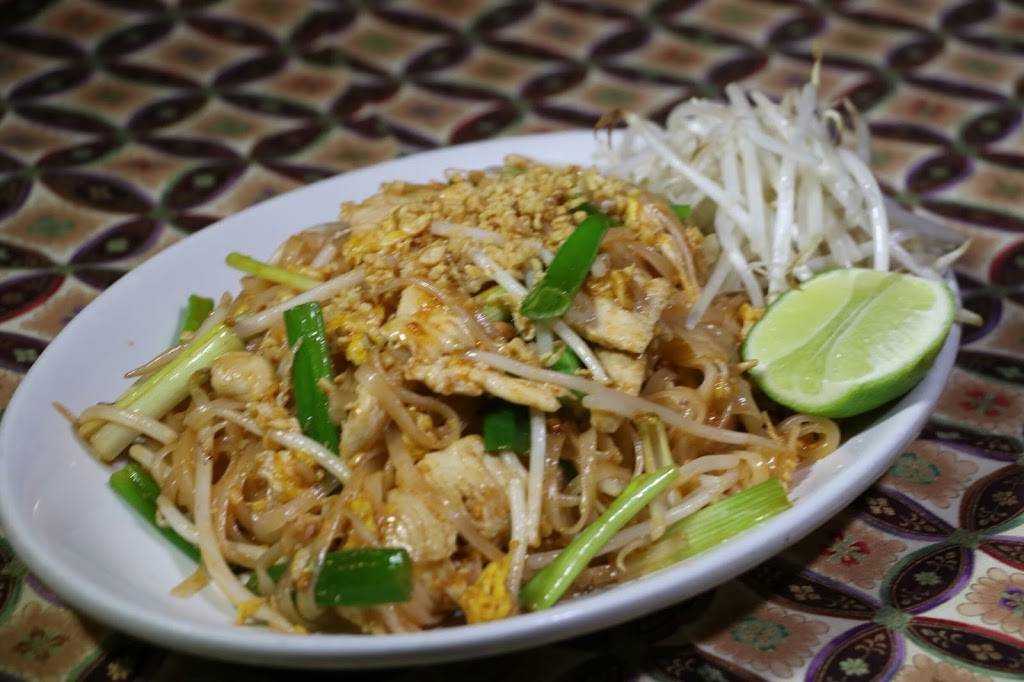 Bangkok Thai Cuisine | restaurant | 1200 E Main St #16, Spartanburg, SC 29307, USA | 8645832532 OR +1 864-583-2532