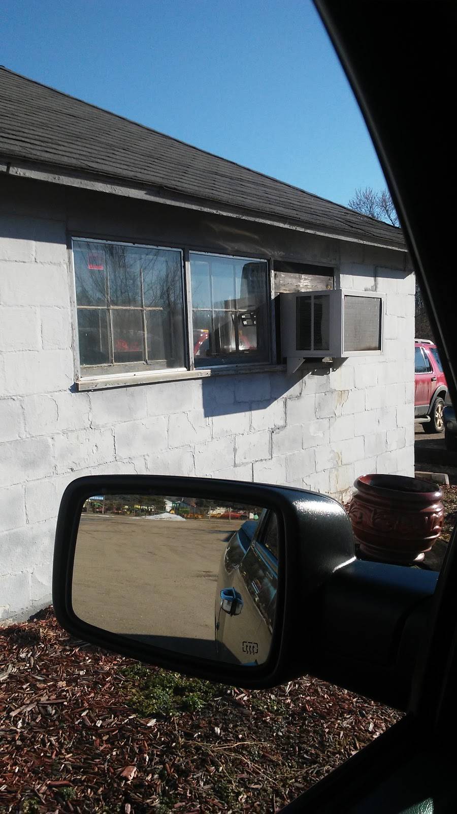 Auction House Cafe | restaurant | 3634 10th St, Wayland, MI 49348, USA | 2697926109 OR +1 269-792-6109