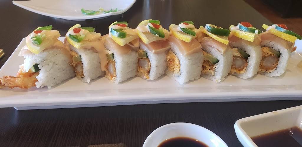 JJ Sushi & Pho | restaurant | 111 W Olive Dr Suite E, San Ysidro, CA 92173, USA | 016196901888 OR +52 619 690 1888