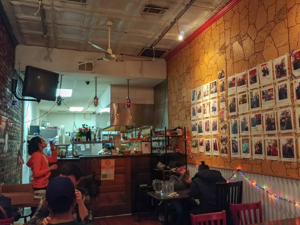 Phos Thai Cuisine | restaurant | 1108, 3332 N Lincoln Ave, Chicago, IL 60657, USA | 7737551995 OR +1 773-755-1995