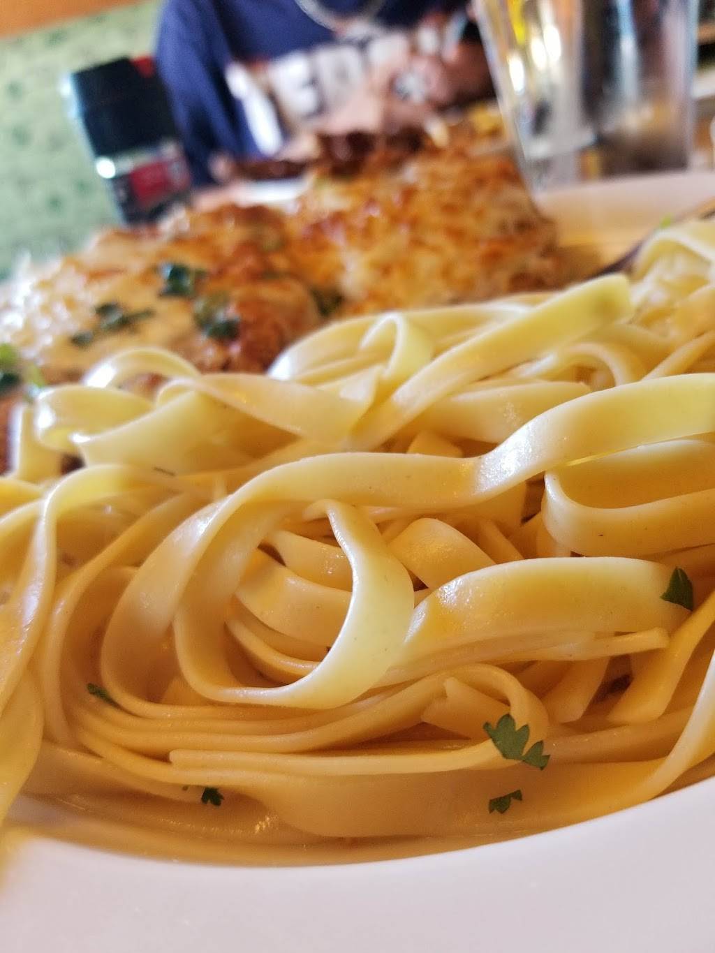 Applebees Grill + Bar | restaurant | 5265 Wadsworth Bypass, Arvada, CO 80002, USA | 3034211032 OR +1 303-421-1032