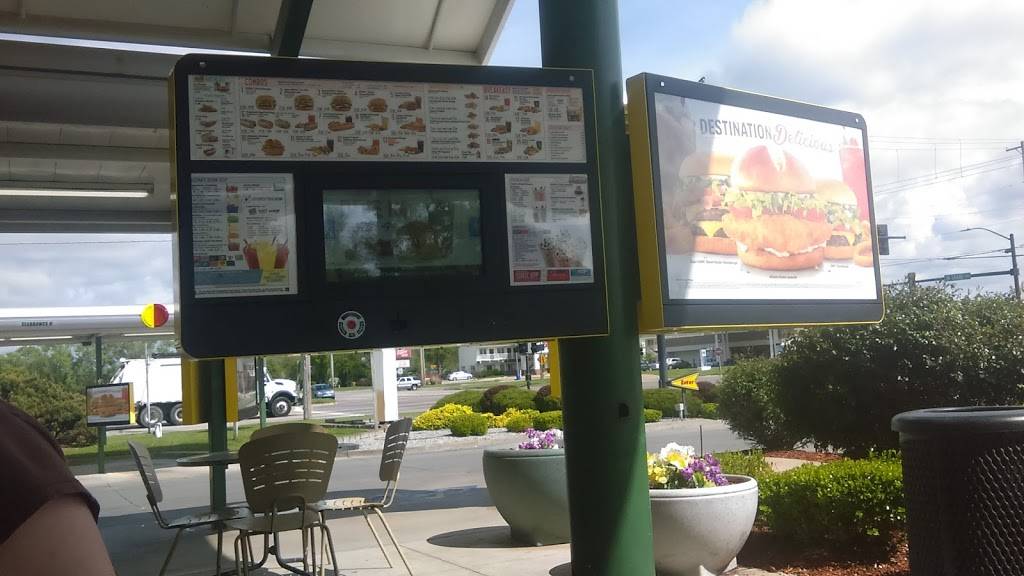 Sonic Drive-In | restaurant | 1414 E Grand Ave, Haysville, KS 67060, USA | 3165228686 OR +1 316-522-8686