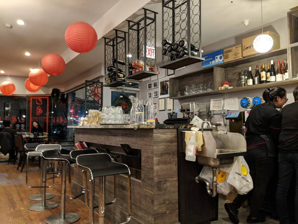 Peppercorns Kitchen | restaurant | 620 Davis St, Evanston, IL 60201, USA | 8475638461 OR +1 847-563-8461