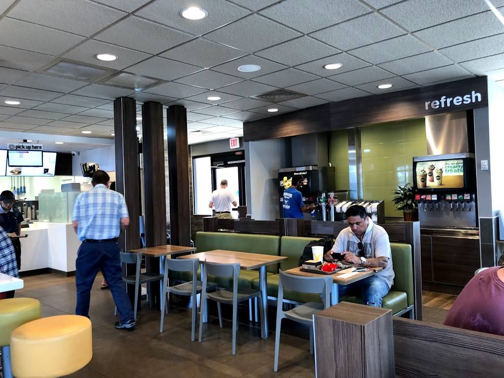 McDonalds | cafe | 6345 Wilshire Blvd, Los Angeles, CA 90048, USA | 3236556116 OR +1 323-655-6116