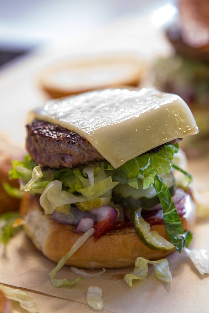 Little Big Burger - Lake Oswego | restaurant | 3 Monroe Pkwy Suite T, Lake Oswego, OR 97035, USA | 5037440792 OR +1 503-744-0792