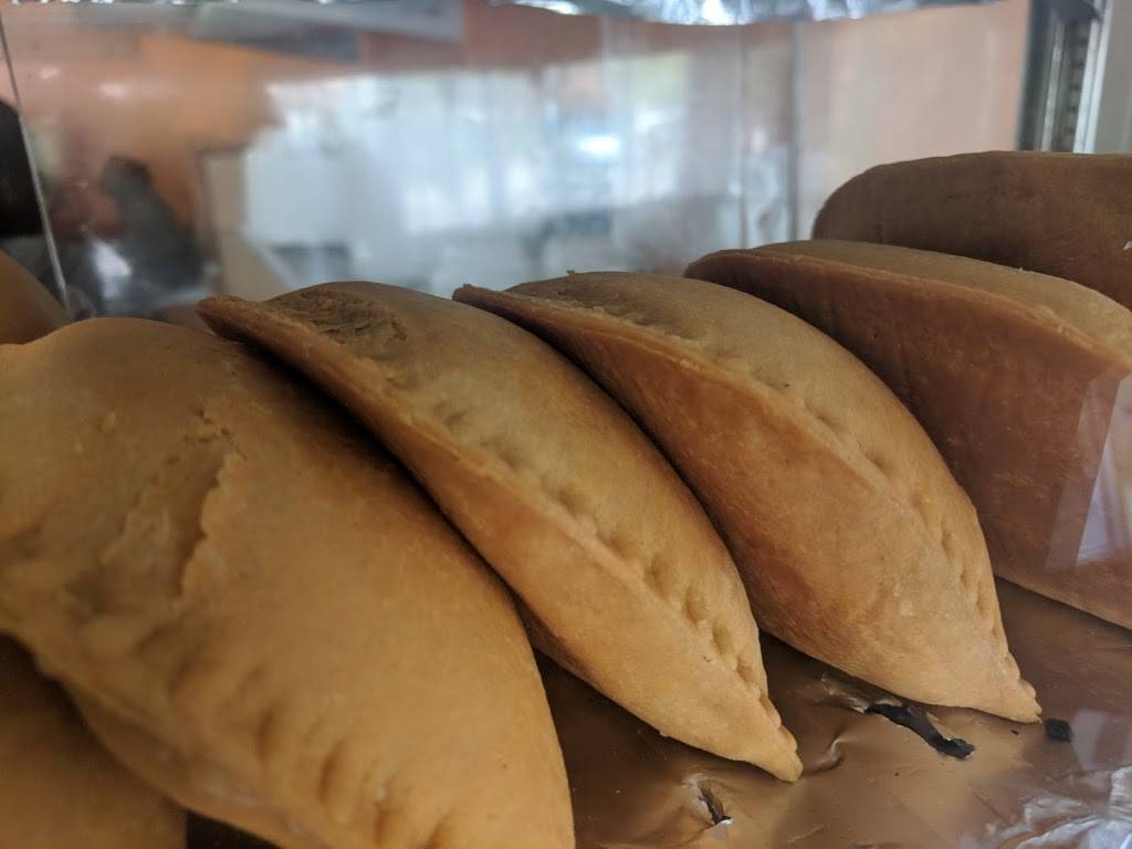 B&R Spice | restaurant | 11106 Farmers Blvd, St. Albans, NY 11412, USA | 7182641000 OR +1 718-264-1000