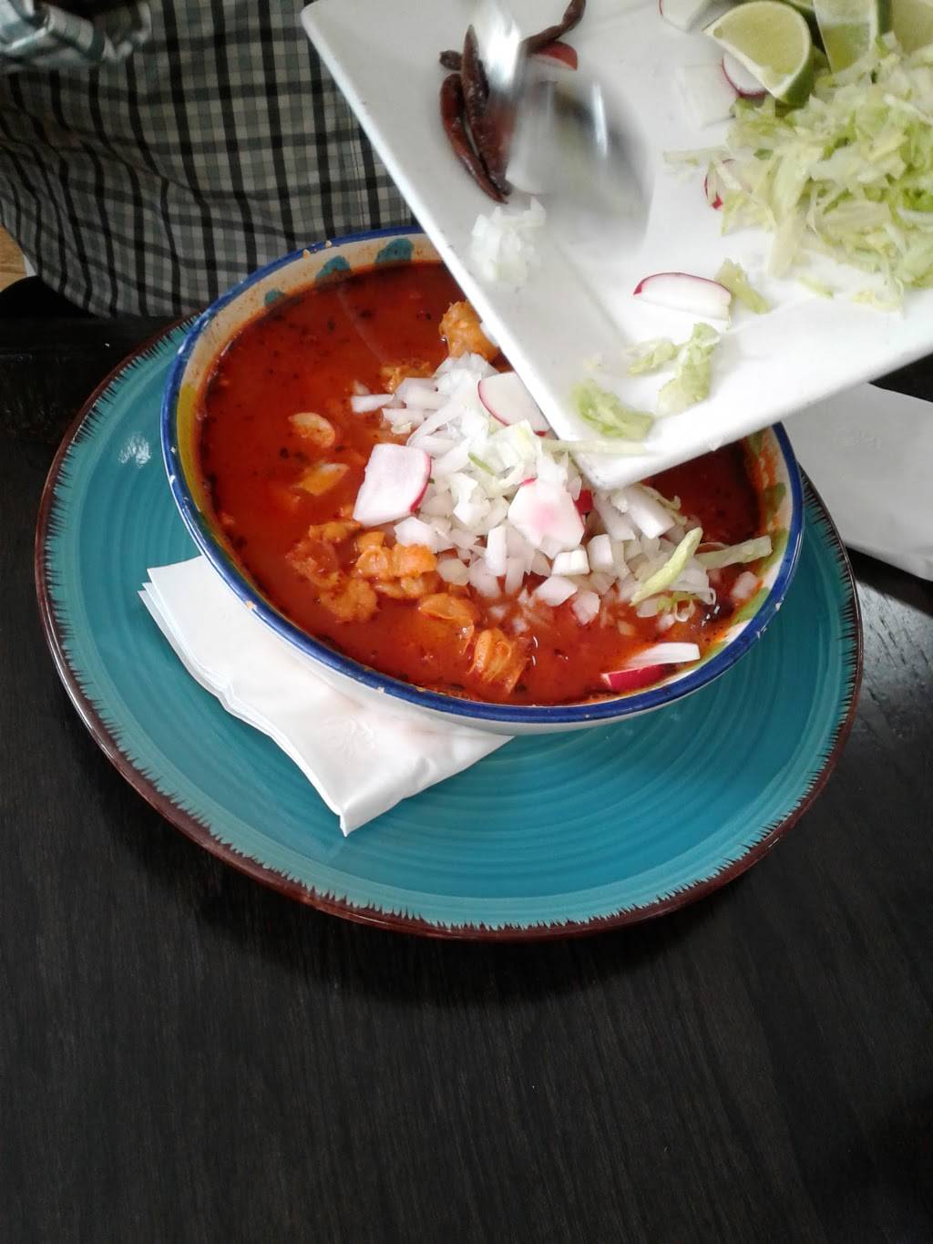 La Granja Restaurante | restaurant | 3047 N Cicero Ave, Chicago, IL 60641, USA | 7736853323 OR +1 773-685-3323