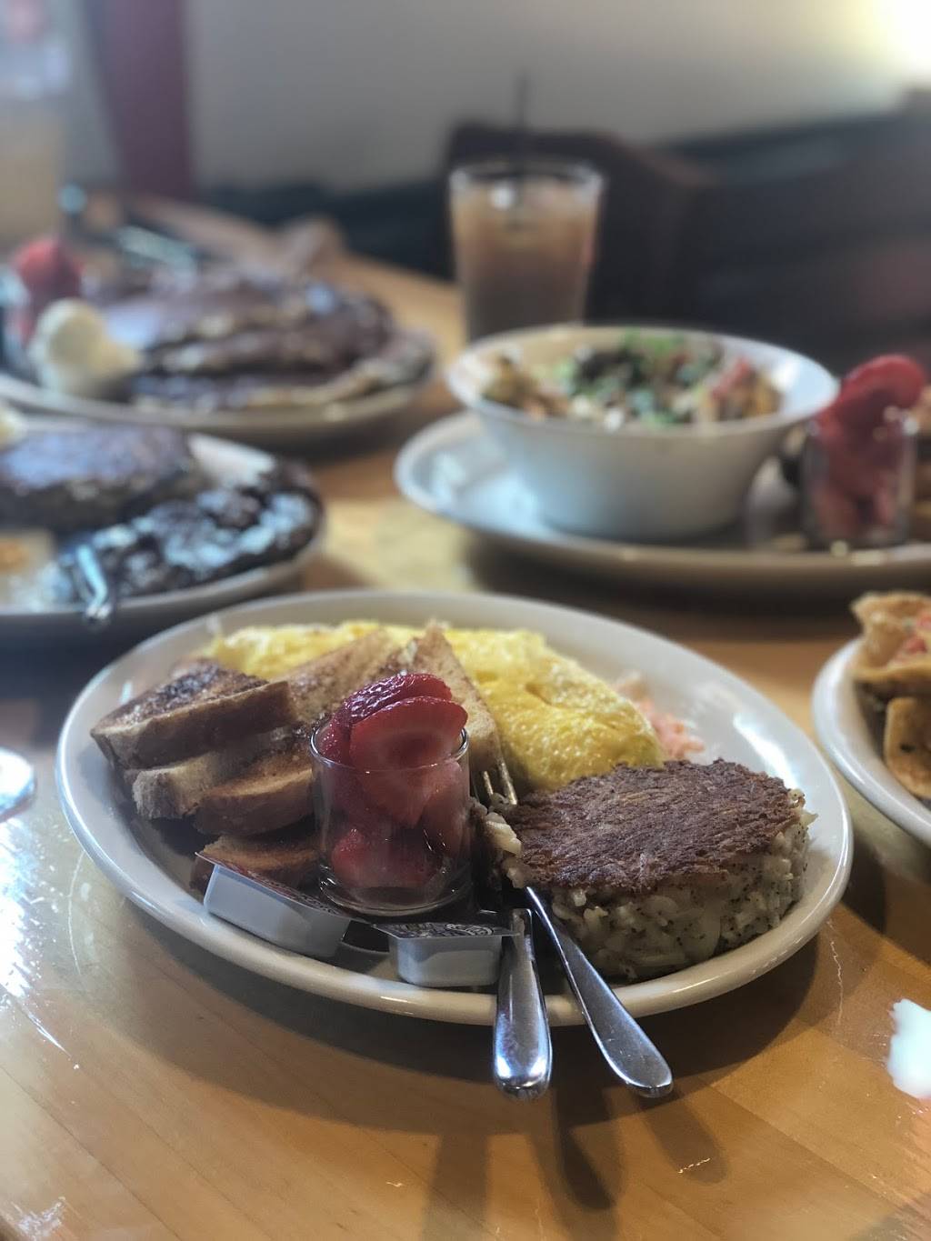 Turf N Surf Po Boy | restaurant | 11420 Rock Rose Ave #100, Austin, TX 78758, USA | 5122762763 OR +1 512-276-2763