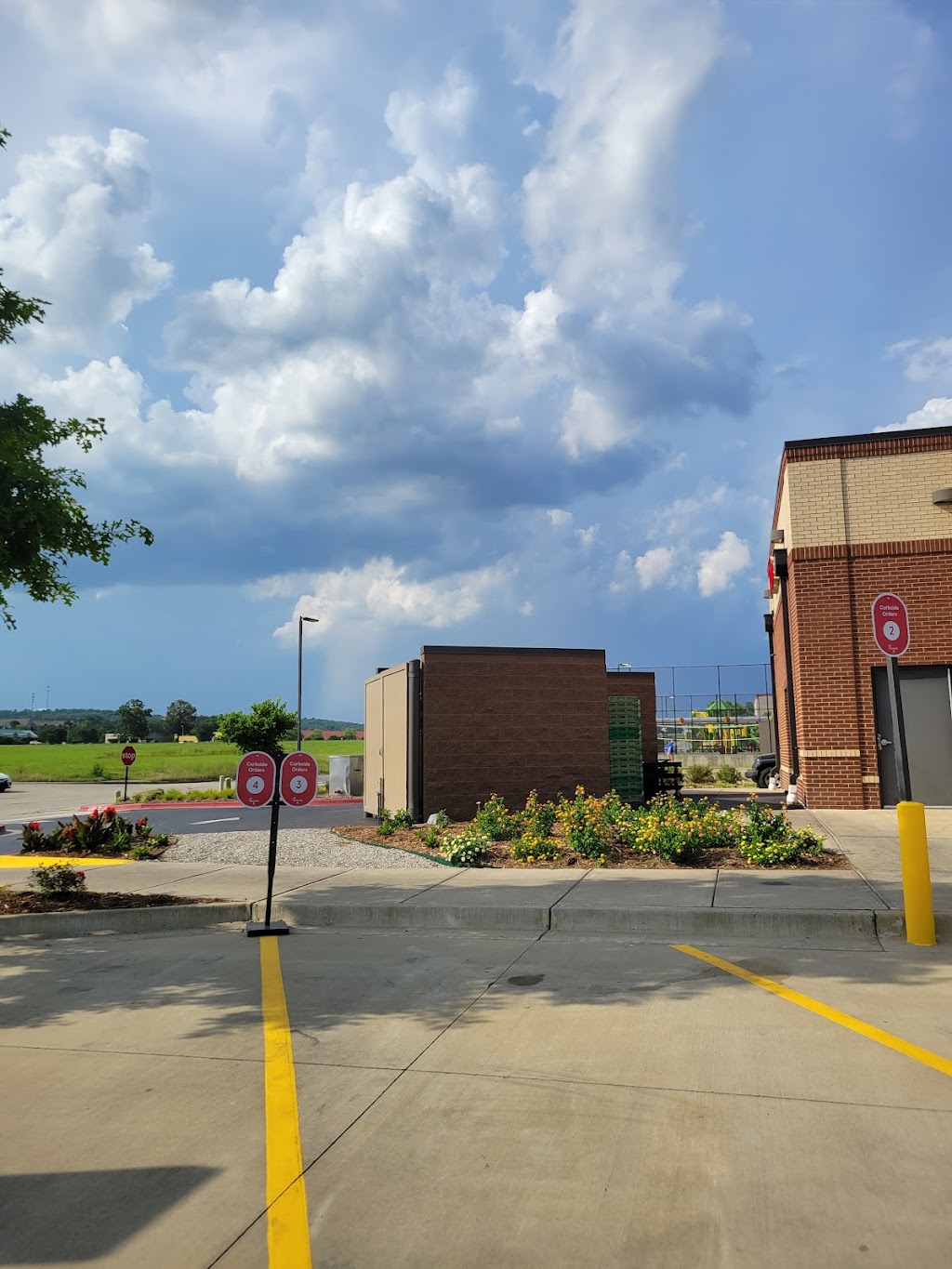 Chick-fil-A | restaurant | 113 Commons Dr, Maumelle, AR 72113, USA | 5018511810 OR +1 501-851-1810