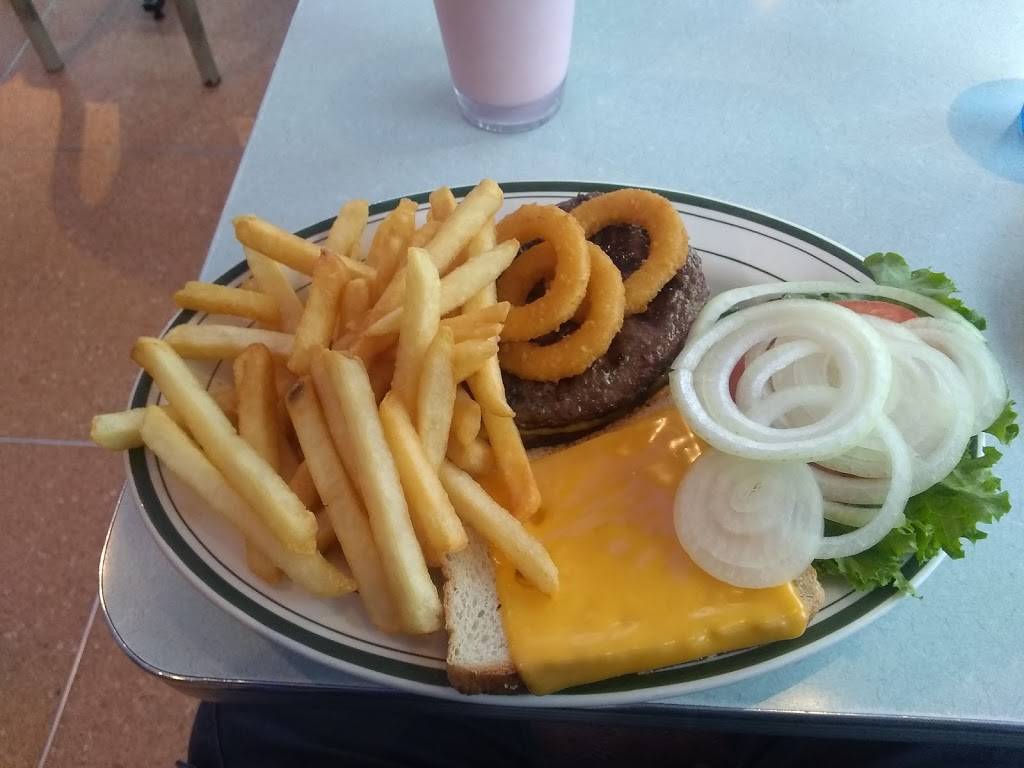 Yesterdays Diner | restaurant | 443 Jericho Turnpike, New Hyde Park, NY 11040, USA | 5163525290 OR +1 516-352-5290