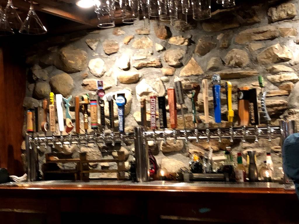 Union Underground | restaurant | 4928 Main St, Manchester Center, VT 05255, USA | 8023673951 OR +1 802-367-3951