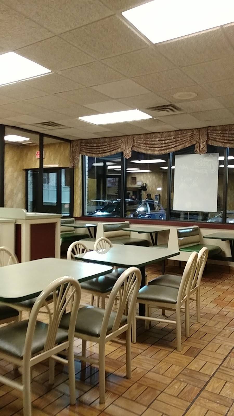 Burger King | restaurant | 225 President Ave, Fall River, MA 02720, USA | 5086774654 OR +1 508-677-4654