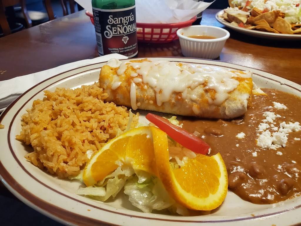 San luis restaurante omaha Ne | restaurant | 4804 S 24th St, Omaha, NE 68107, USA | 4029339940 OR +1 402-933-9940